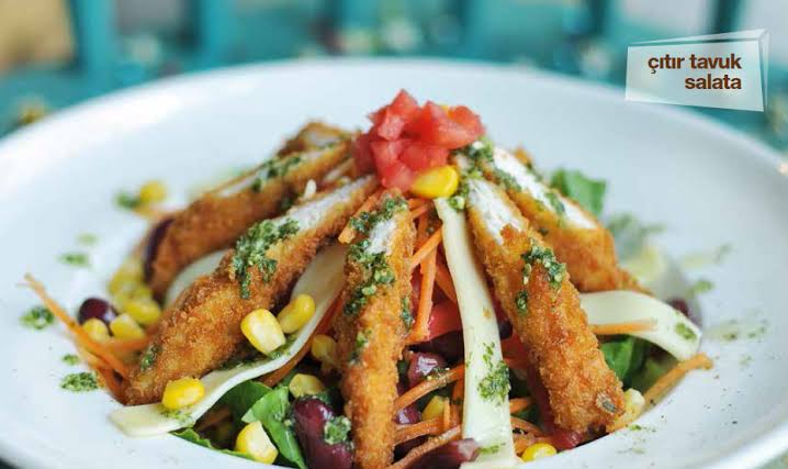 Çıtır Tavuk Salatası